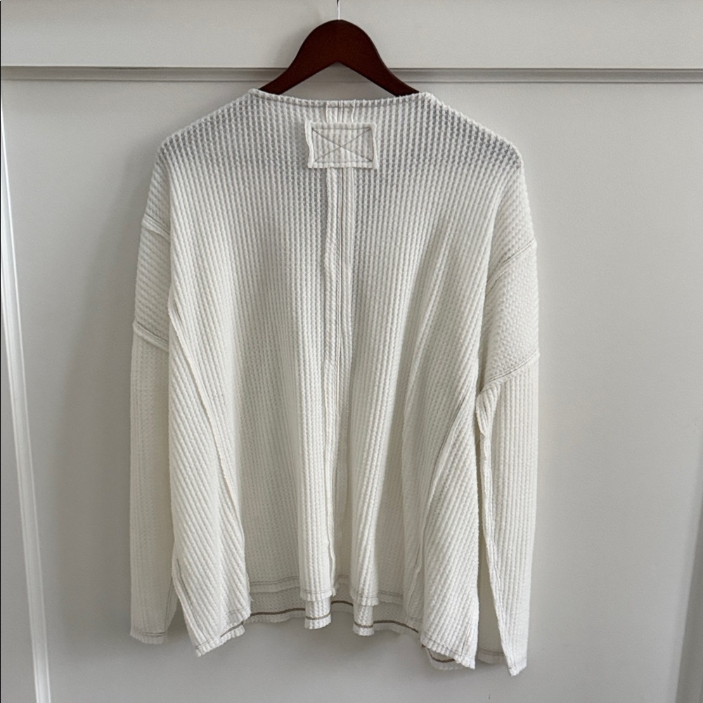 BKE Women’s Large Soft Ribbed Long Sleeve Shirt • Excellent Condition - Picture 4 of 10